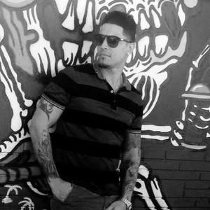 Meet your Posher, Erick